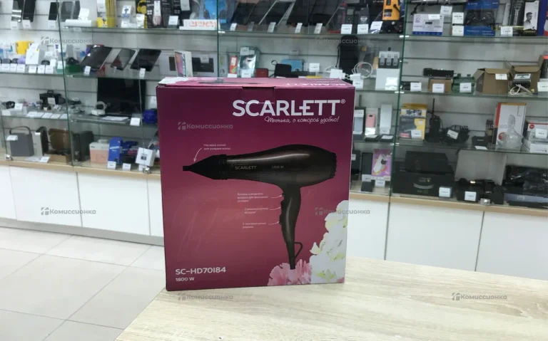 Фен SCARLETT 1800W