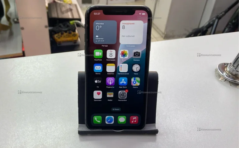 Apple iPhone 11 4/64 ГБ