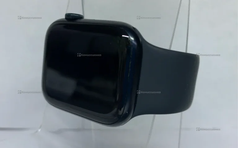 Часы  Apple series 8 45 mm