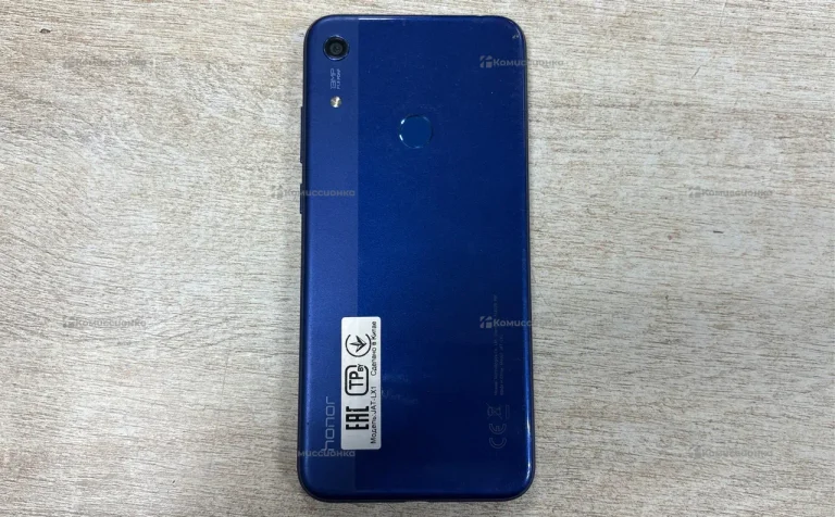 Honor 8A 2/32 ГБ