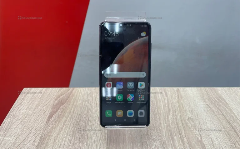 Xiaomi Mi 8 Lite 4/64 ГБ