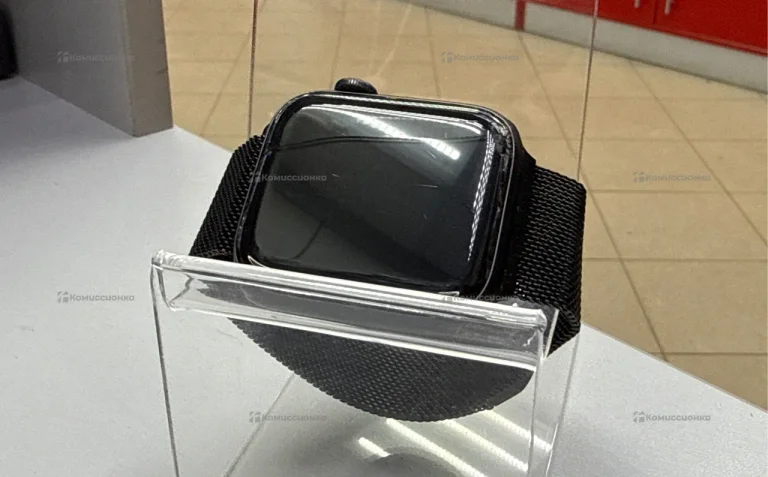 Часы  apple watch se 44