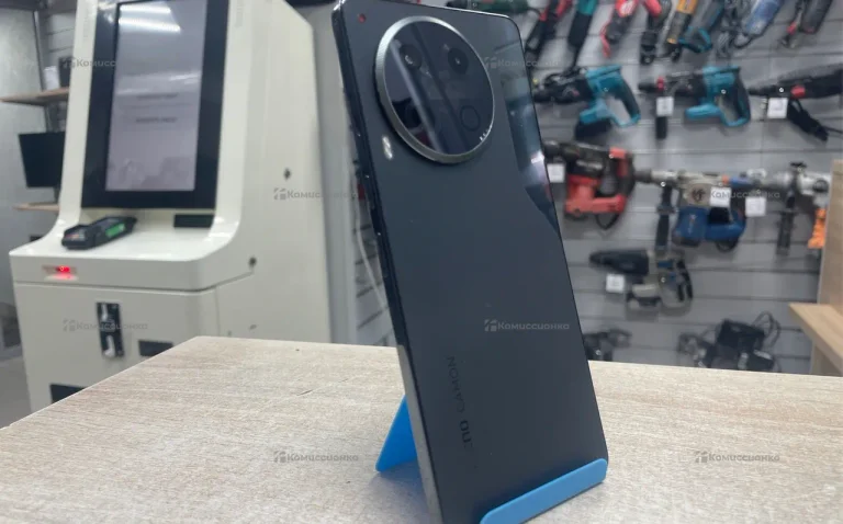 Tecno Camon 30 8/256 ГБ
