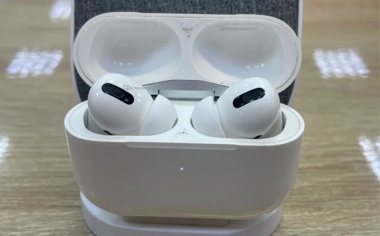 Наушники  Apple AirPods Pro