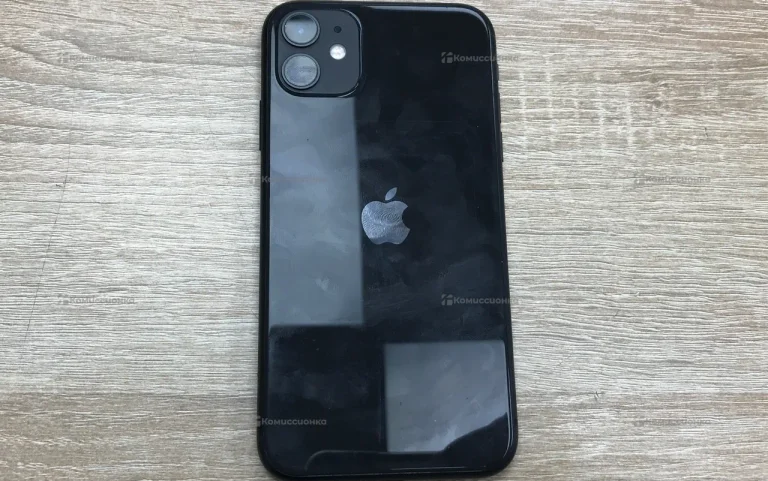 Apple iPhone 11 4/64 ГБ