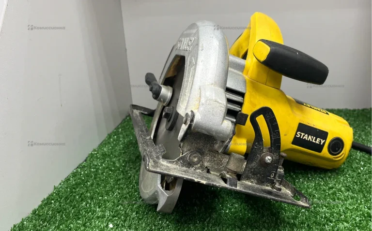 Дисковая пила STANLEY SC16