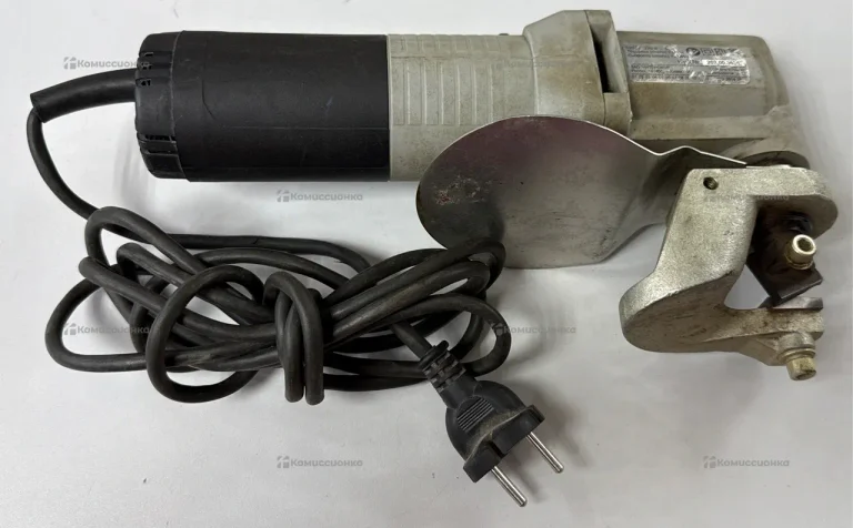 Листовые электроножницы Интерскол НН-2,5/520