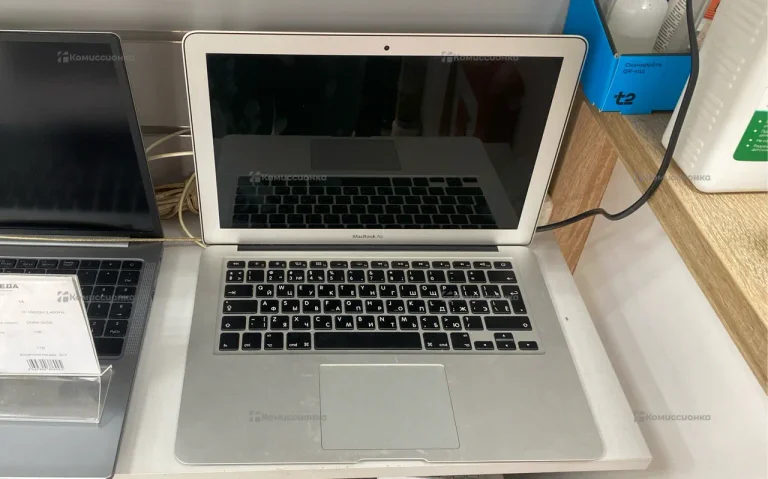 MacBook Air 13 2017 8/128GB
