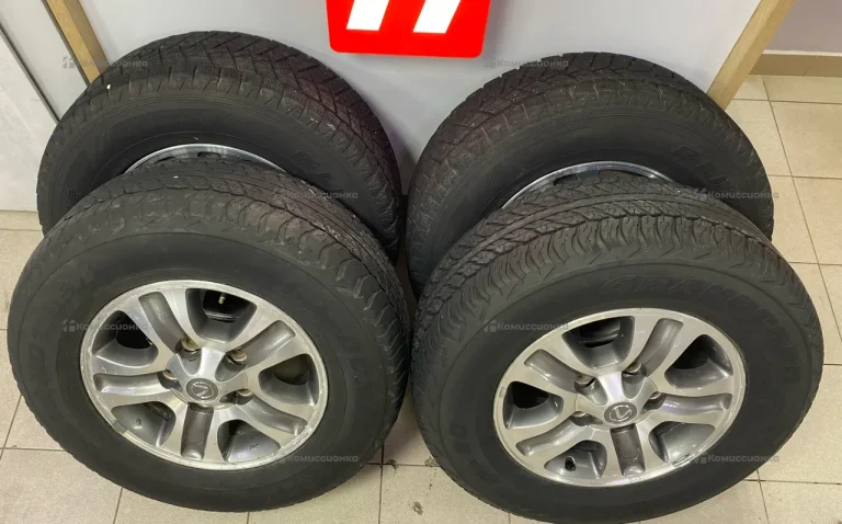 Комплект колес Dunlop/Bridgestone 275/65R17