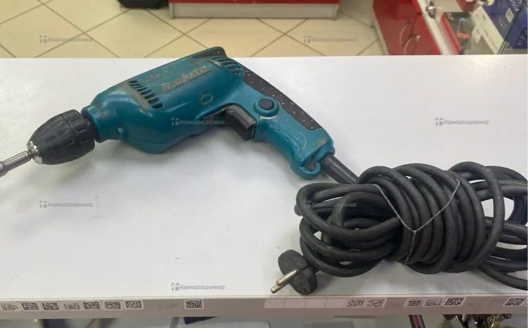 Сетевая дрель Makita 6413