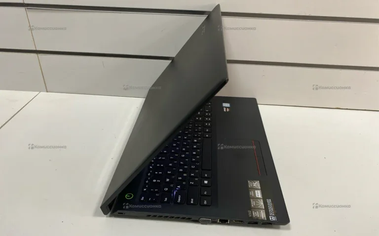 Ноутбук Lenovo i7-6500U/R5 M330/8RAM/SSD