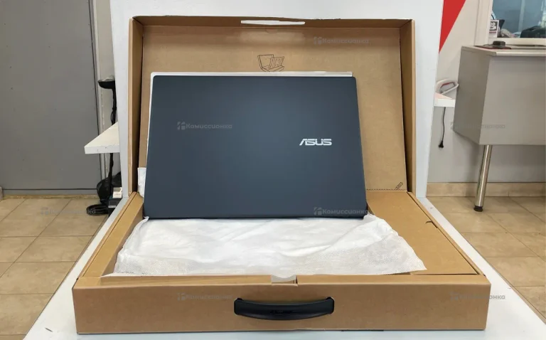 Ноутбук Asus V3607V