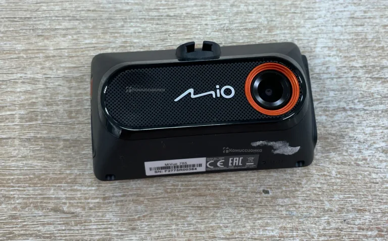 Видеорегистратор  MiVue 785