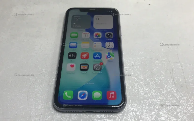 Apple iPhone 11 4/128 ГБ