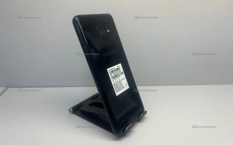 Samsung Galaxy A8 (2018) 4/32 ГБ