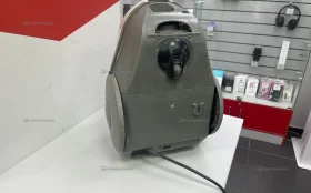 Пылесос  LG 1300W