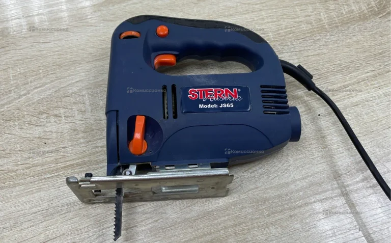 Электролобзик Stern JS65.