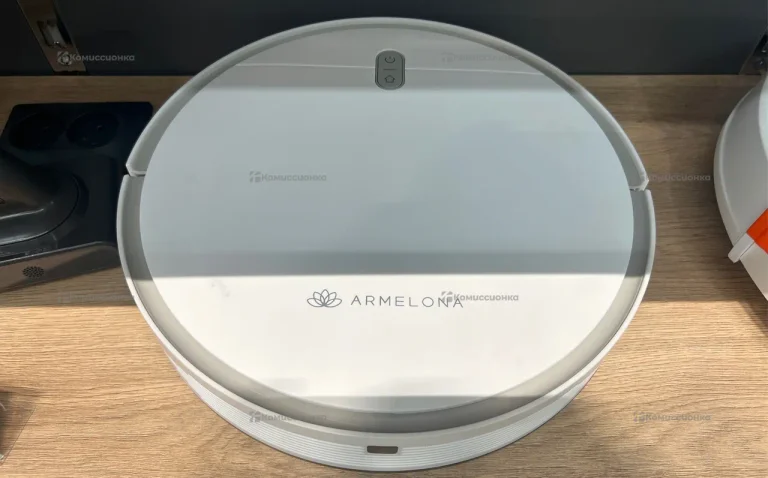 Робот пылесос Armelona F506