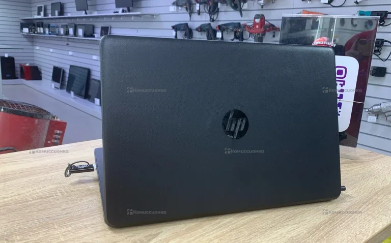 Ноутбук  hp 15-bs537ur