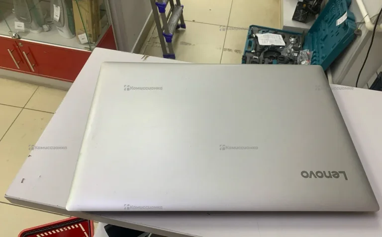 Ноутбук  Lenovo 80xr