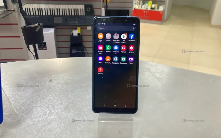 Samsung Galaxy A7 2018 4/64Gb