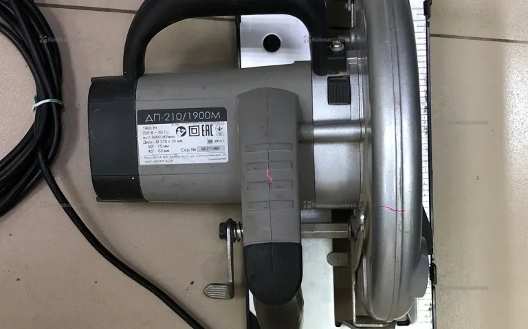Дисковая пила Интерскол ДП-210/1900М