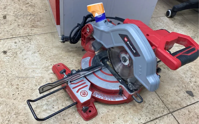 Торцовочная пила Einhell TC-SM 216