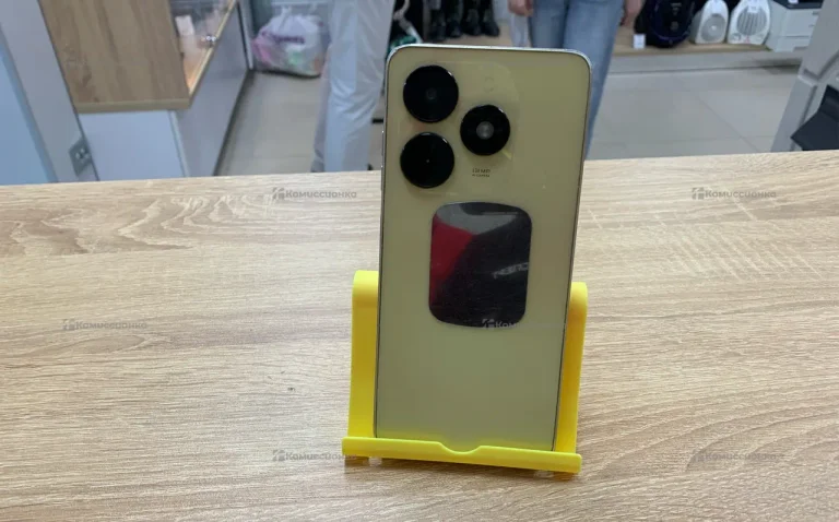 Tecno Tecno Spark go 2024 4/64 gb