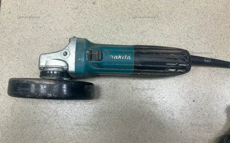 УШМ makita GA5030