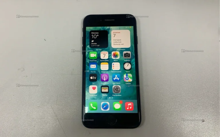Apple iPhone 7 2/32 ГБ