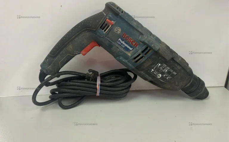 перфоратор Bosch GBH240
