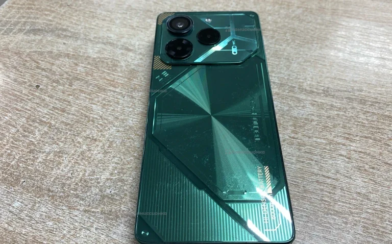 Tecno Pova 6 pro 5G 12/256gb