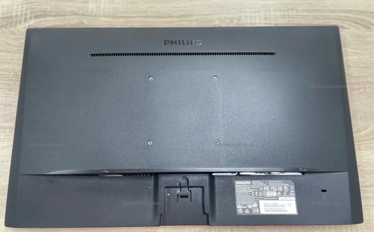 PHilips 243 v 7 g