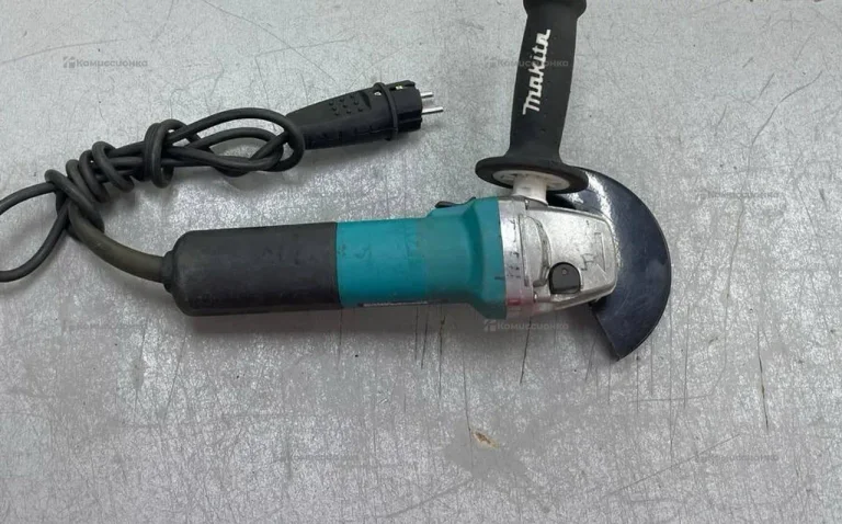 УШМ Makita 9558HN