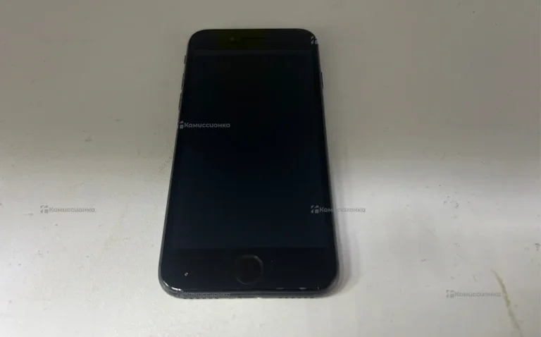 Apple iPhone 8 2/64 ГБ