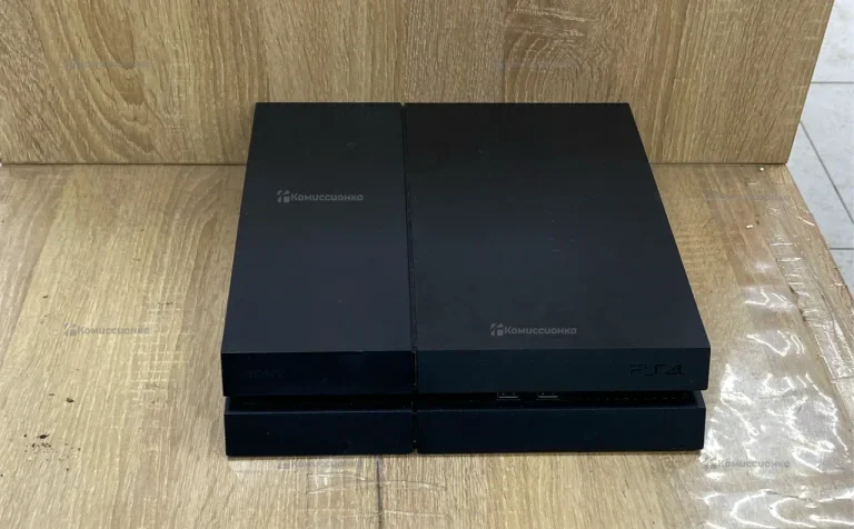 PS4….. Fat 4 500GB