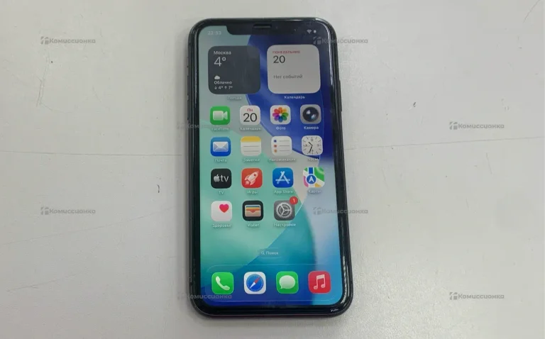 Apple iPhone 11 4/64 ГБ