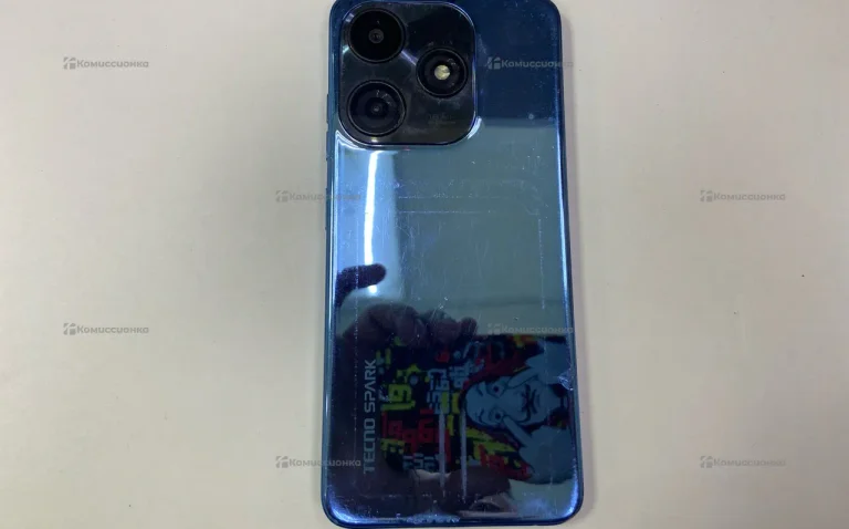 Tecno Spark 10C 4/64 ГБ