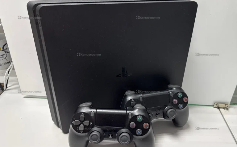 Приставка PS4. slim 1tb