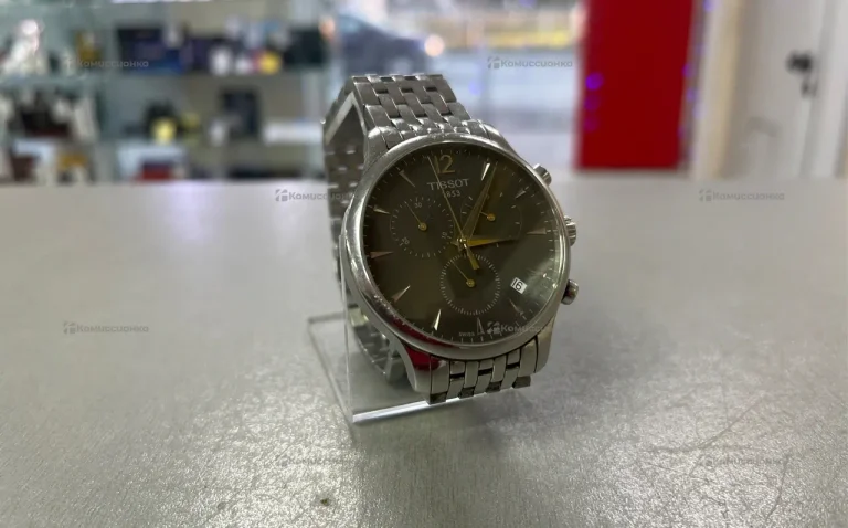 Часы  TISSOT T063617T