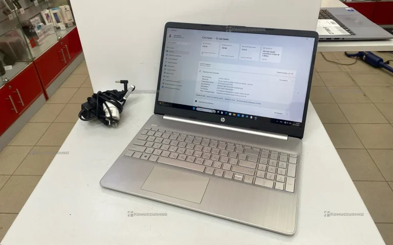 Ноутбук HP Laptop 15