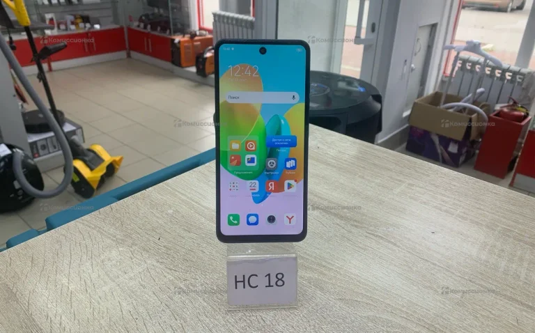 Tecno Spark 20C 4/128 ГБ