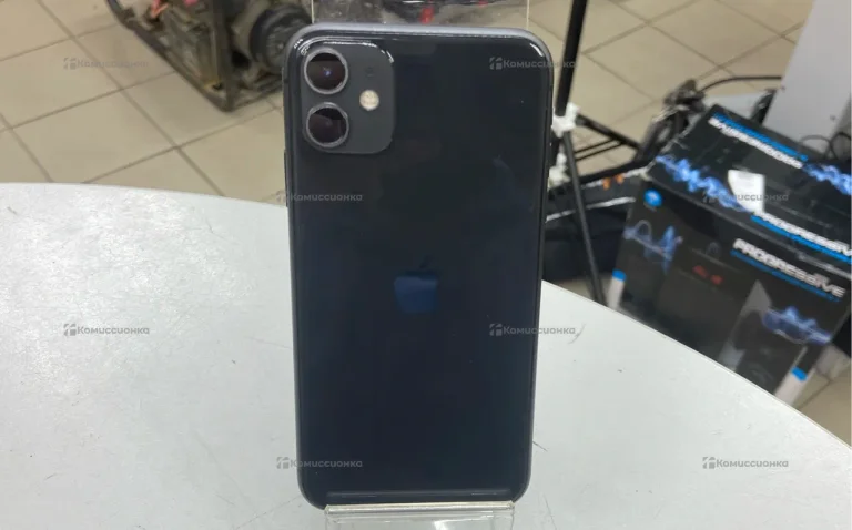 Apple iPhone 11 4/128 ГБ