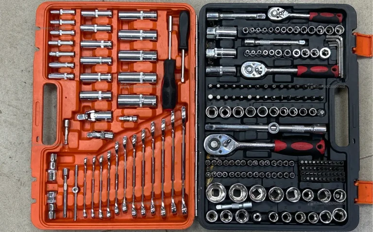 Набор инструментов Forcekraft 215 предметов