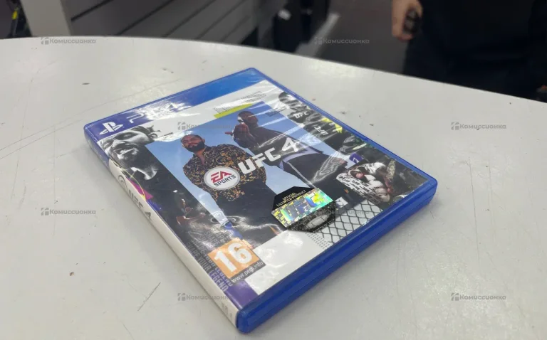 PS4. Диск UFC4.