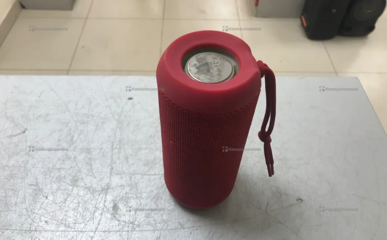 Колонка Bluetooth красная