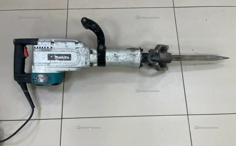 Отбойный молоток makita HM1304B