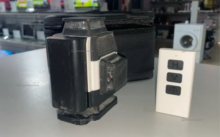 Лазерный уровень 12 лучей