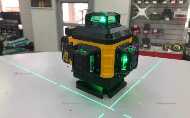 лазерный уровень Dewalt реплика