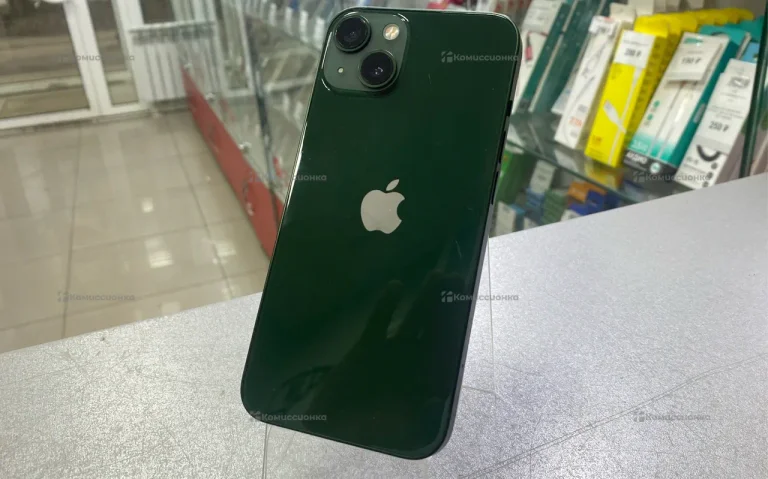 Apple iPhone 13 4/128 ГБ
